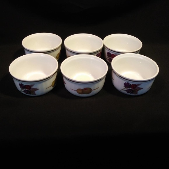 6 Royal Worcester Fine Oven China Ramekins in Evesham Gold - Picture 4 of 8